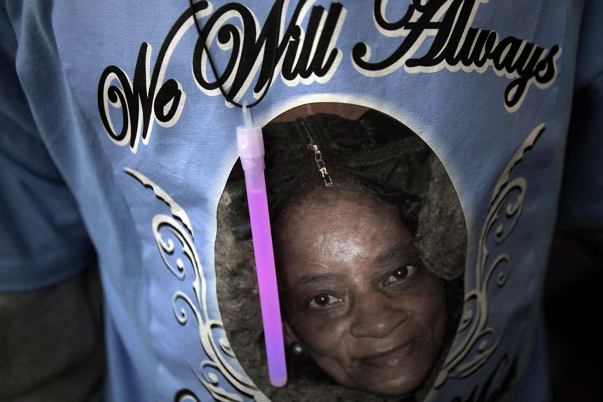 Convicted murderer who stuffed girlfriend in suitcase gets 25