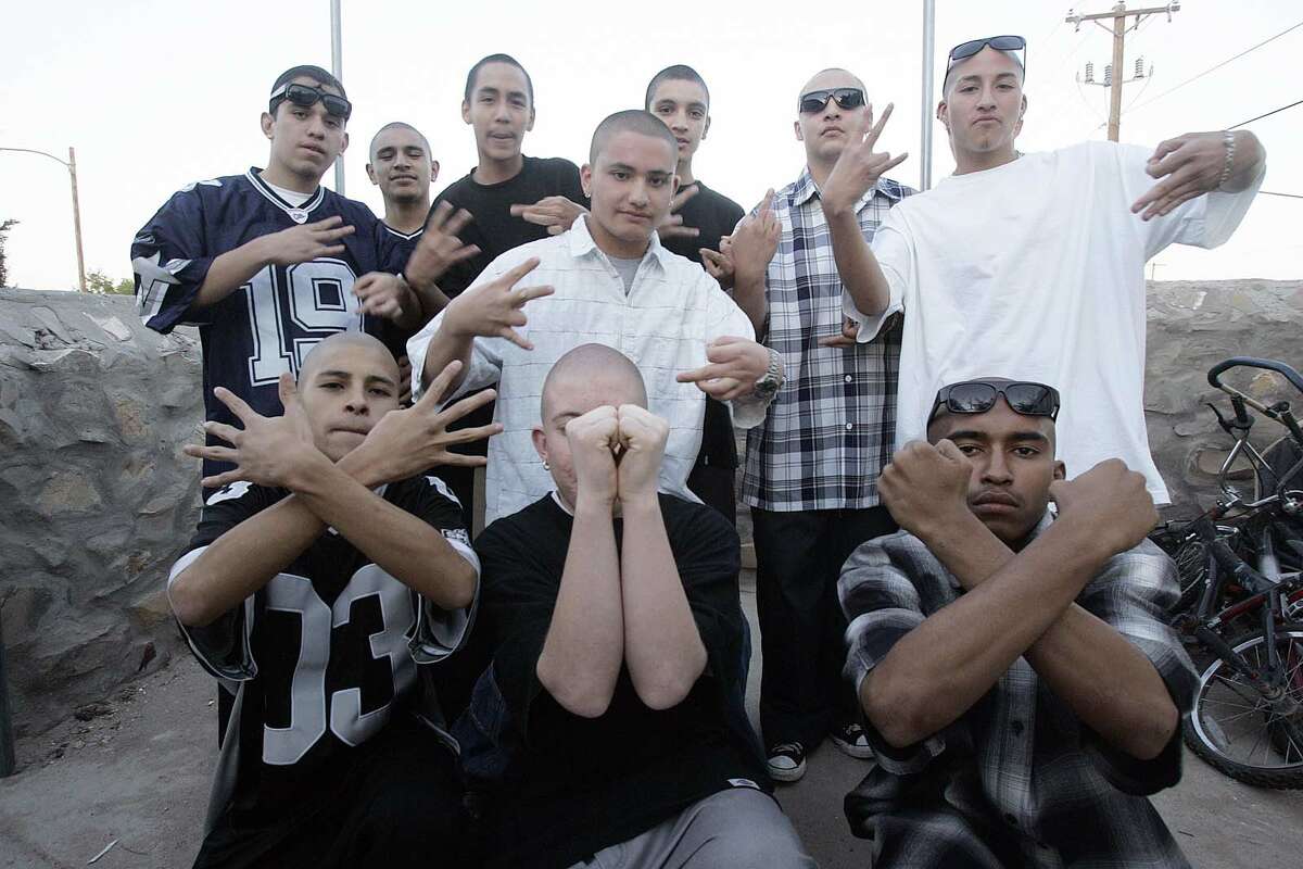 mexican gang signs