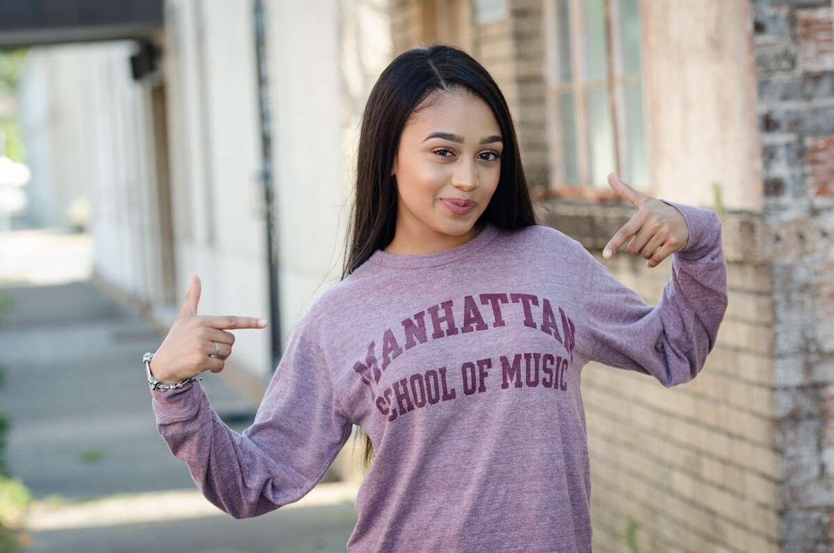 Inspiration Stage's Jasmine Rogers wins the TUTS Tommy Tune Award for