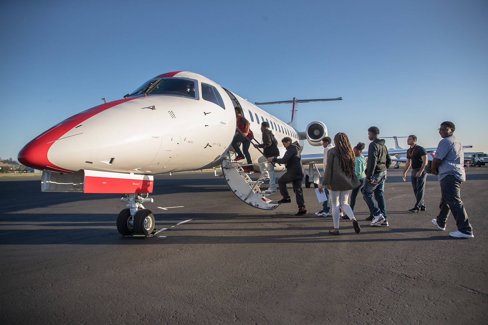 JetSuiteX plans air service between Oakland and Seattle's Boeing Field