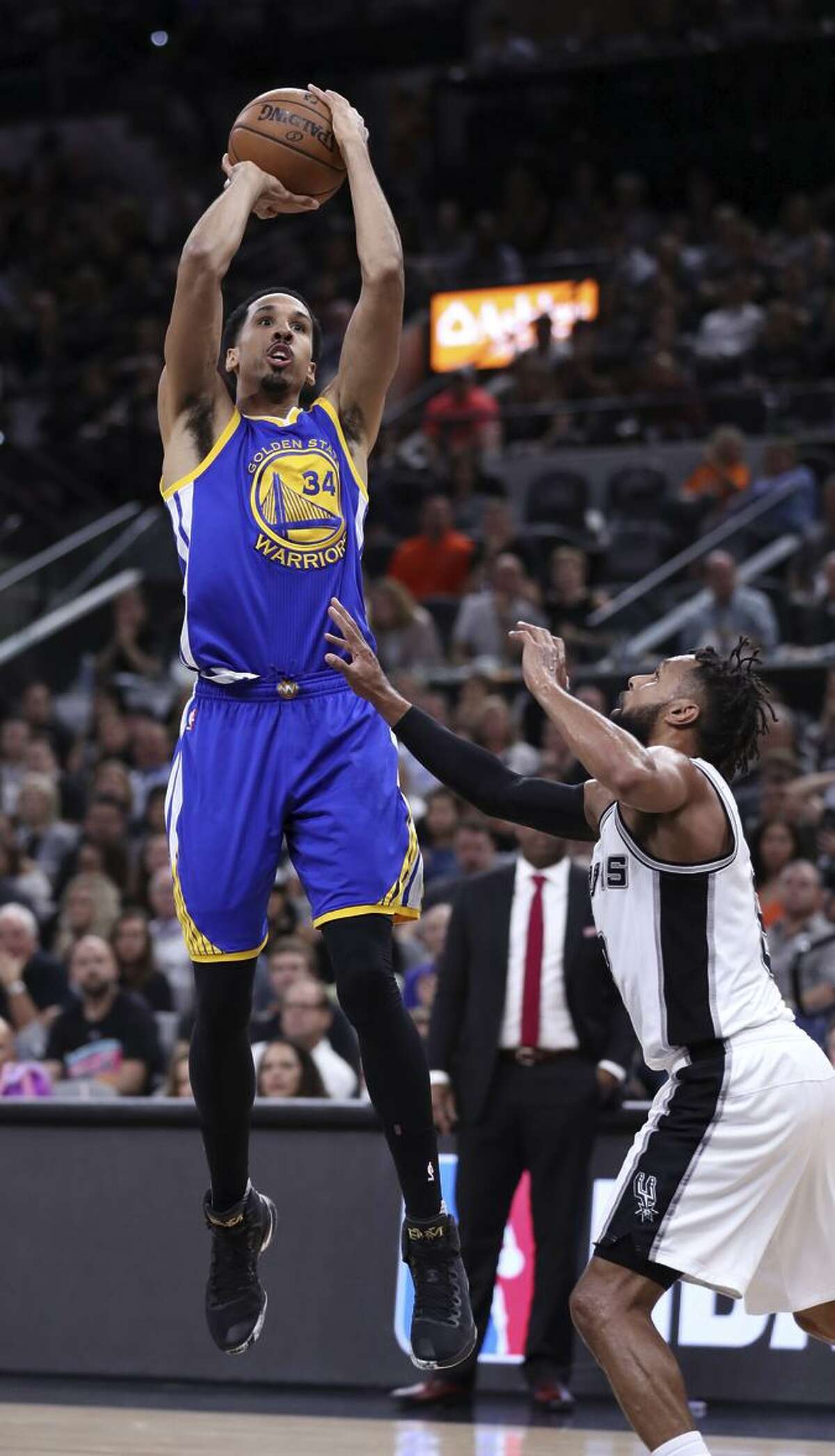 Golden State Warriors' Shaun Livingston against San Antonio Spurs during Game 4 of NBA Western Conference Finals at AT&T Center in San Antonio, Texas, on Monday, May 22, 2017.