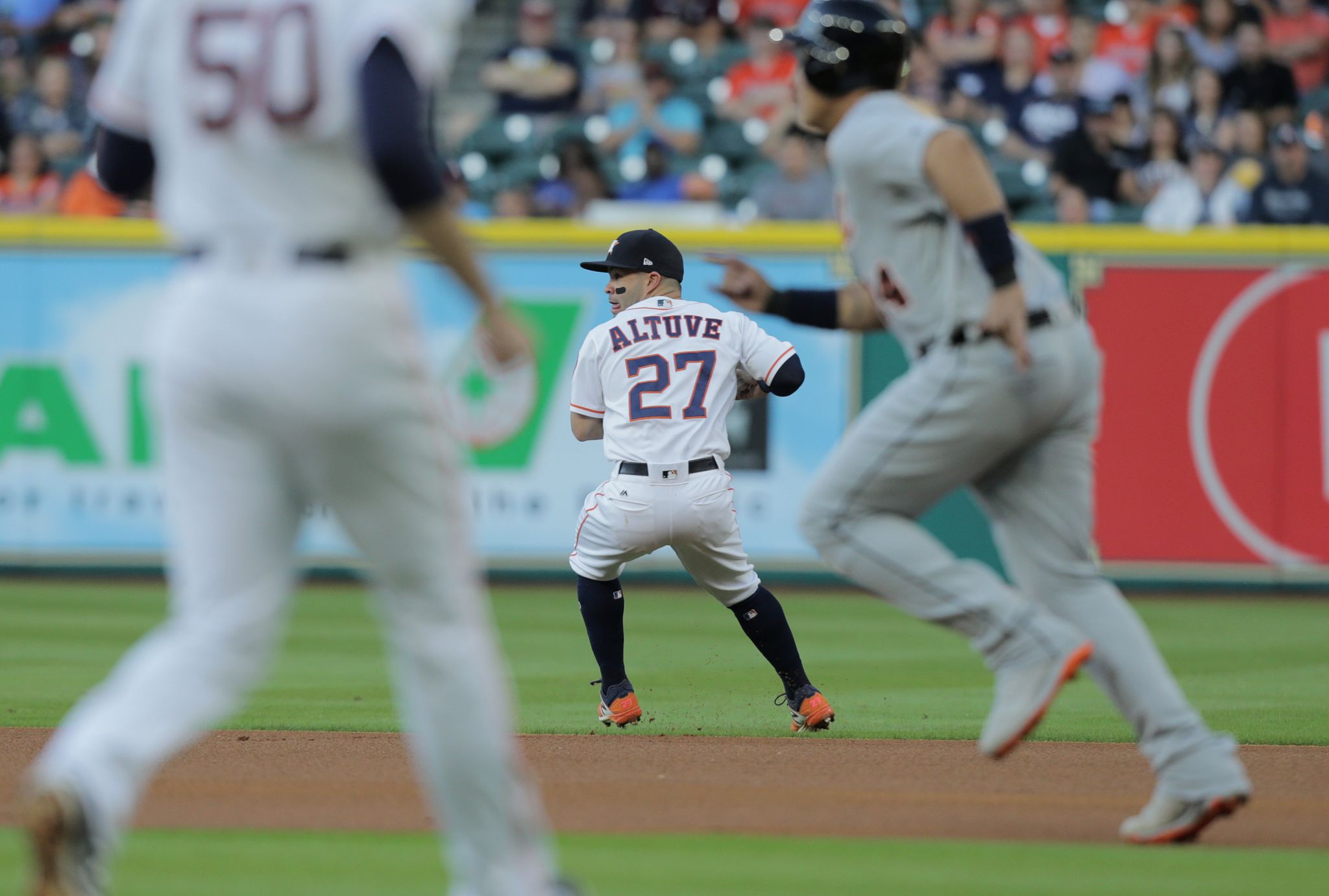 Jordan Jankowski's wife cries as he makes MLB debut