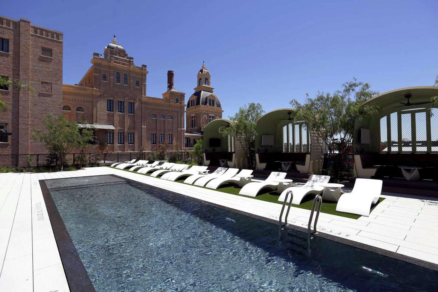 Cellars apartments at the Pearl test San Antonio luxury market