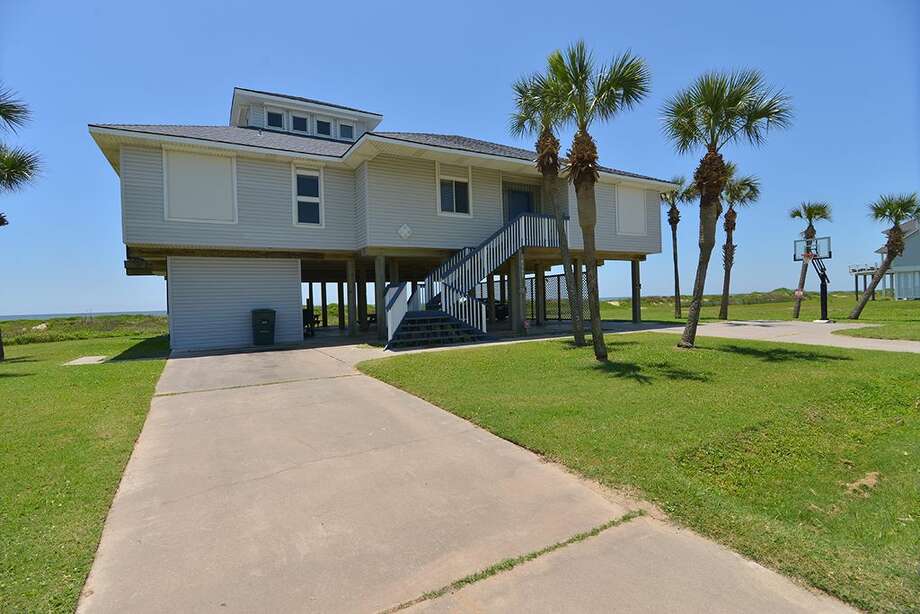 Live the dream life for a few days at these luxurious Galveston beach