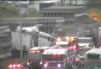 Tractor trailer accident cleared after hours-long I-95 delay