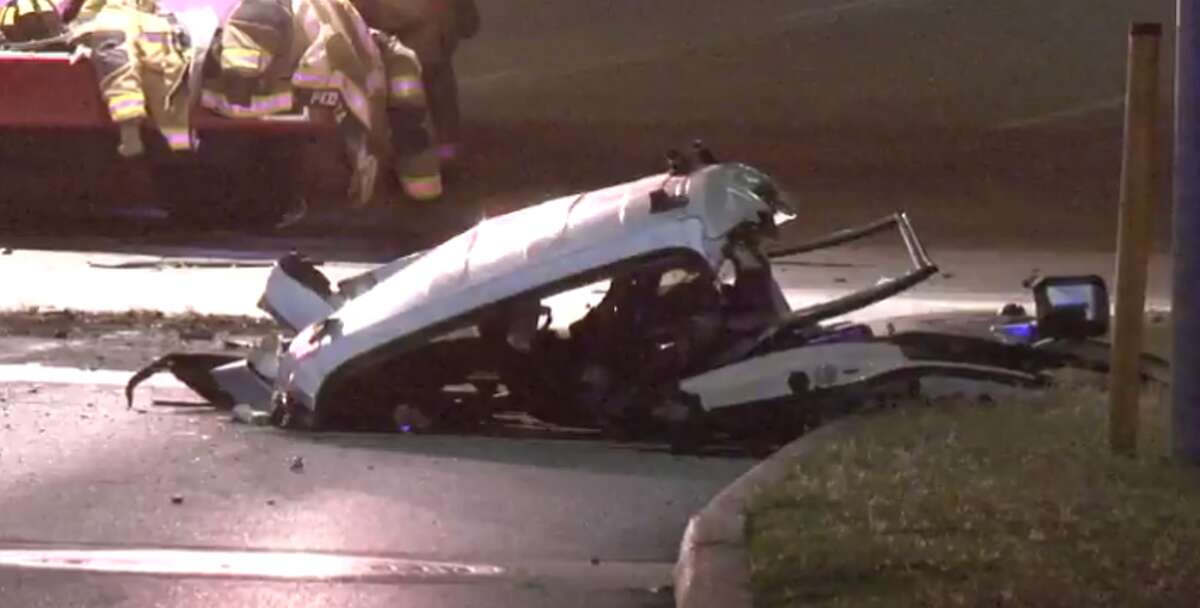 One dies in crash near Texas Medical Center