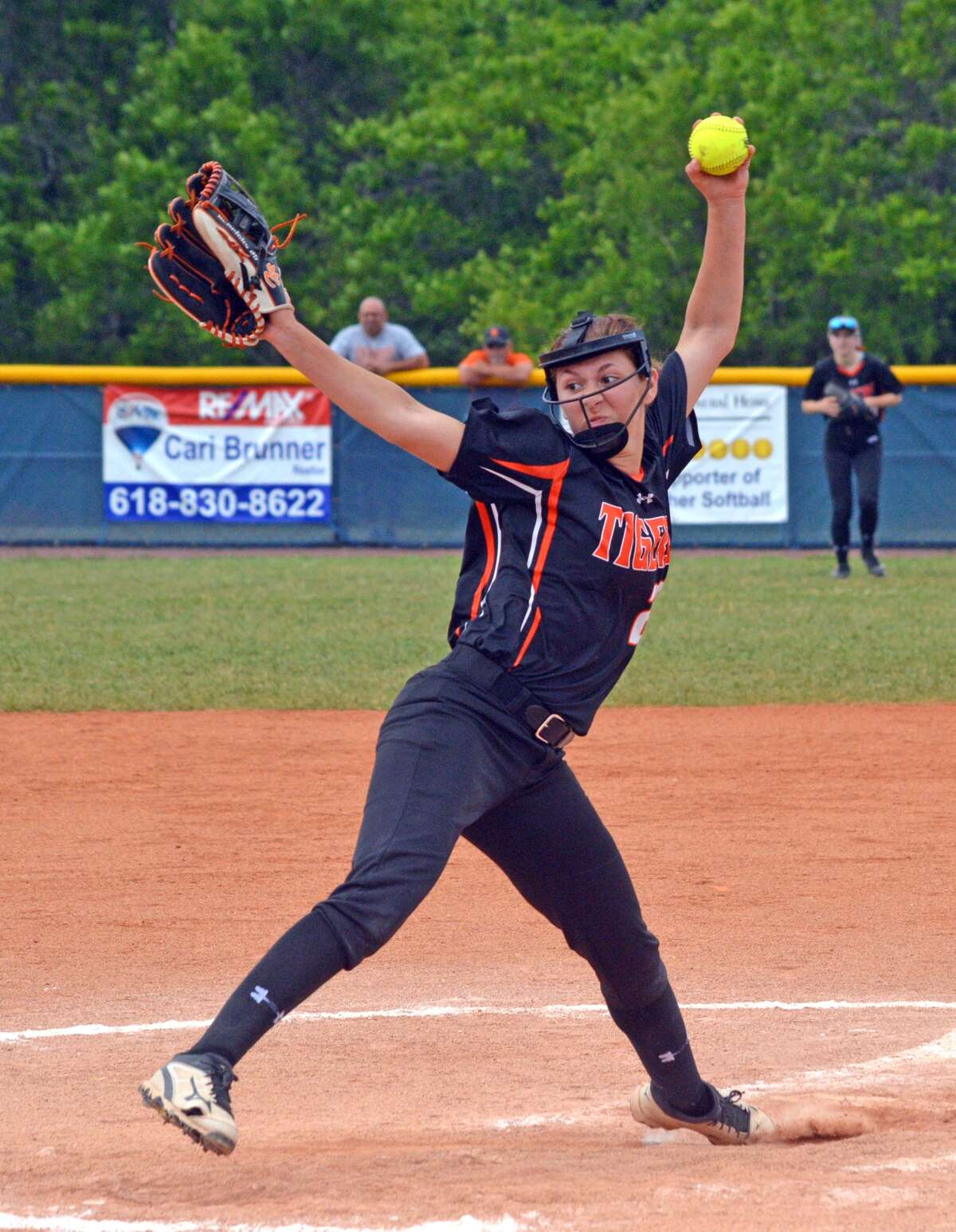 Edwardsville’s Jordyn Henricks delivers a pitch during the second inning of Friday’s game against Belleville West in the title game of the Class 4A O’Fallon Regional.