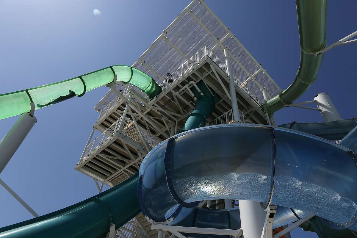 43 million aquatic park, The Wave, opens in Dublin