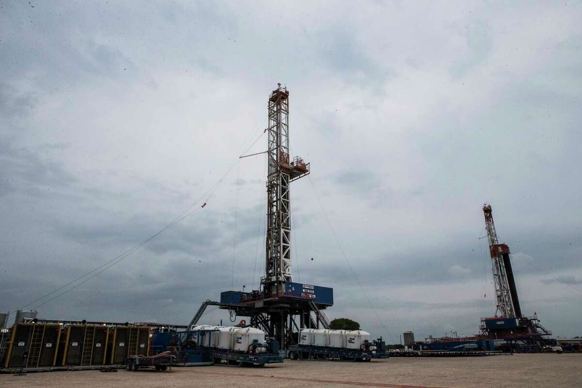 More than 240 U.S. oil and gas companies may be forced to file for bankruptcy protection over the next two years in response to low oil prices, according to a new report. ( Marie D. De Jesus / Houston Chronicle )