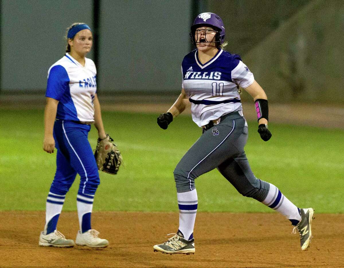 SOFTBALL Brown's ninth inning walkoff homer sends Willis to state