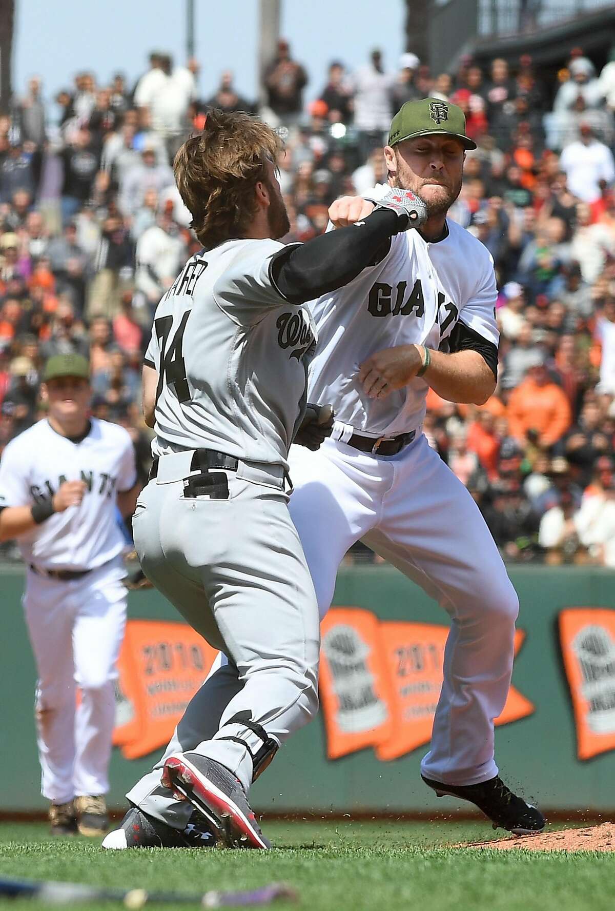 Hunter Strickland vs. Bryce Harper