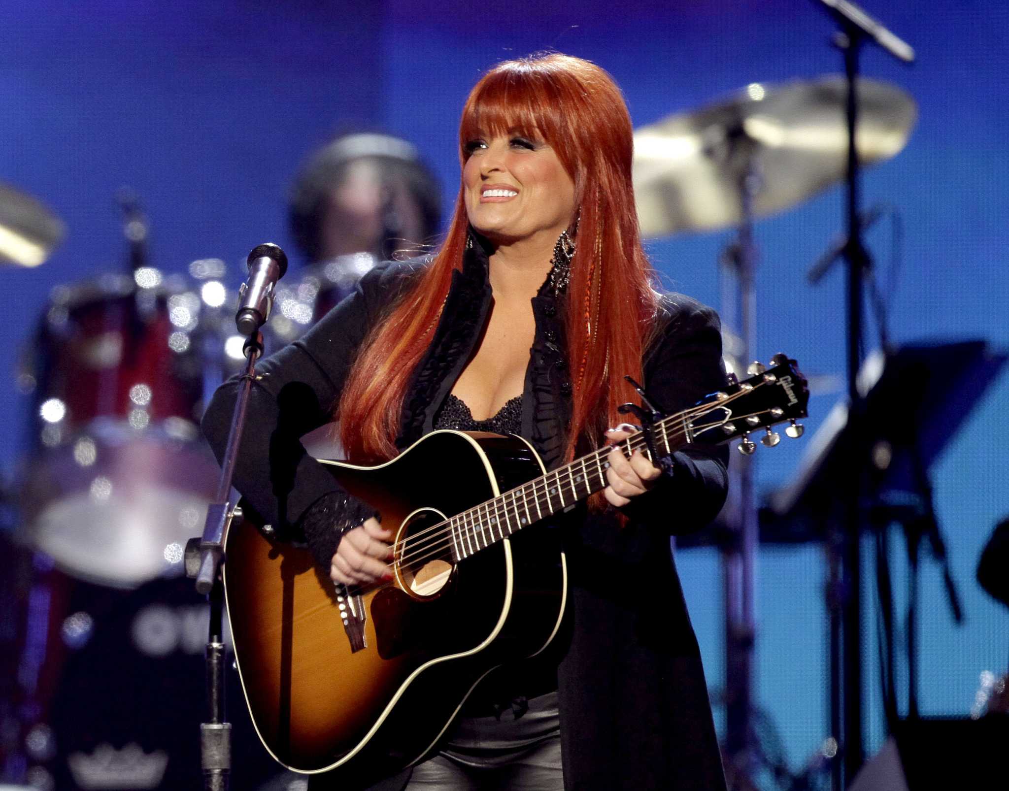 Net Worth Of Wynonna Judd 45 - 2lc7wax
