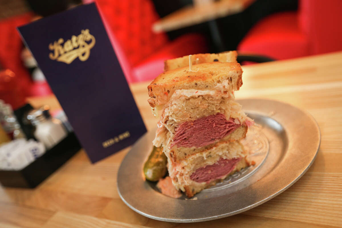 Houston restaurants offer latenight dining options