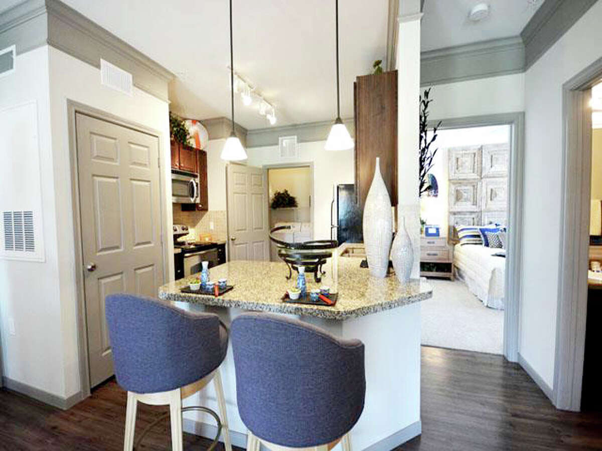 Apartment complexes zoned to Houston's best ranked schools