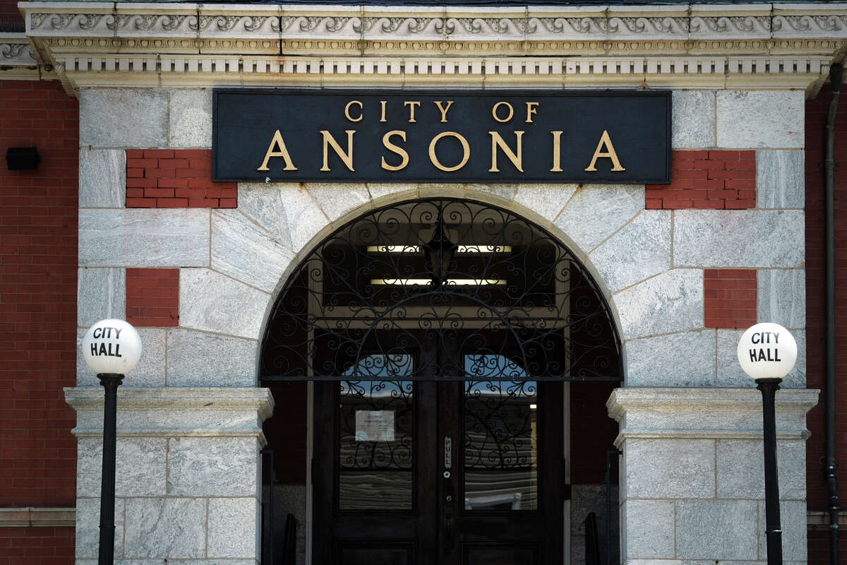 State will allow Ansonia school funding deal