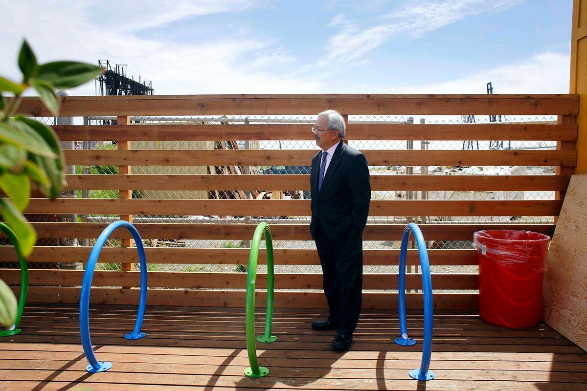Mayor Ed Lee tours the Dogpatch Navigation Center on Wednesday, May 24, 2017 in San Francisco, Calif.