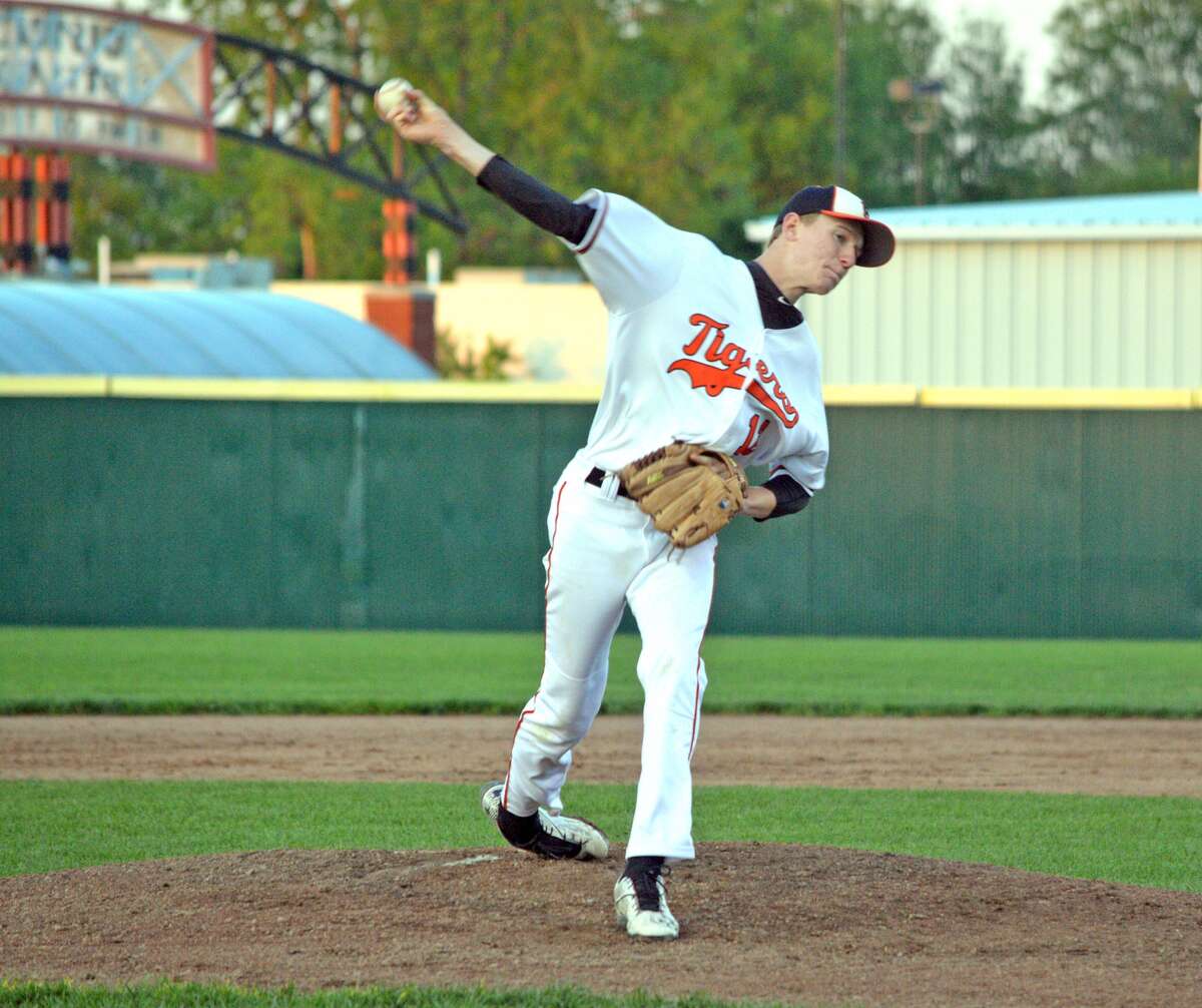 Edwardsville pitcher Andrew Frank throws a pitch during the regular season for the Tigers at Tom Pile Field. Frank will play summer baseball for the Bears.