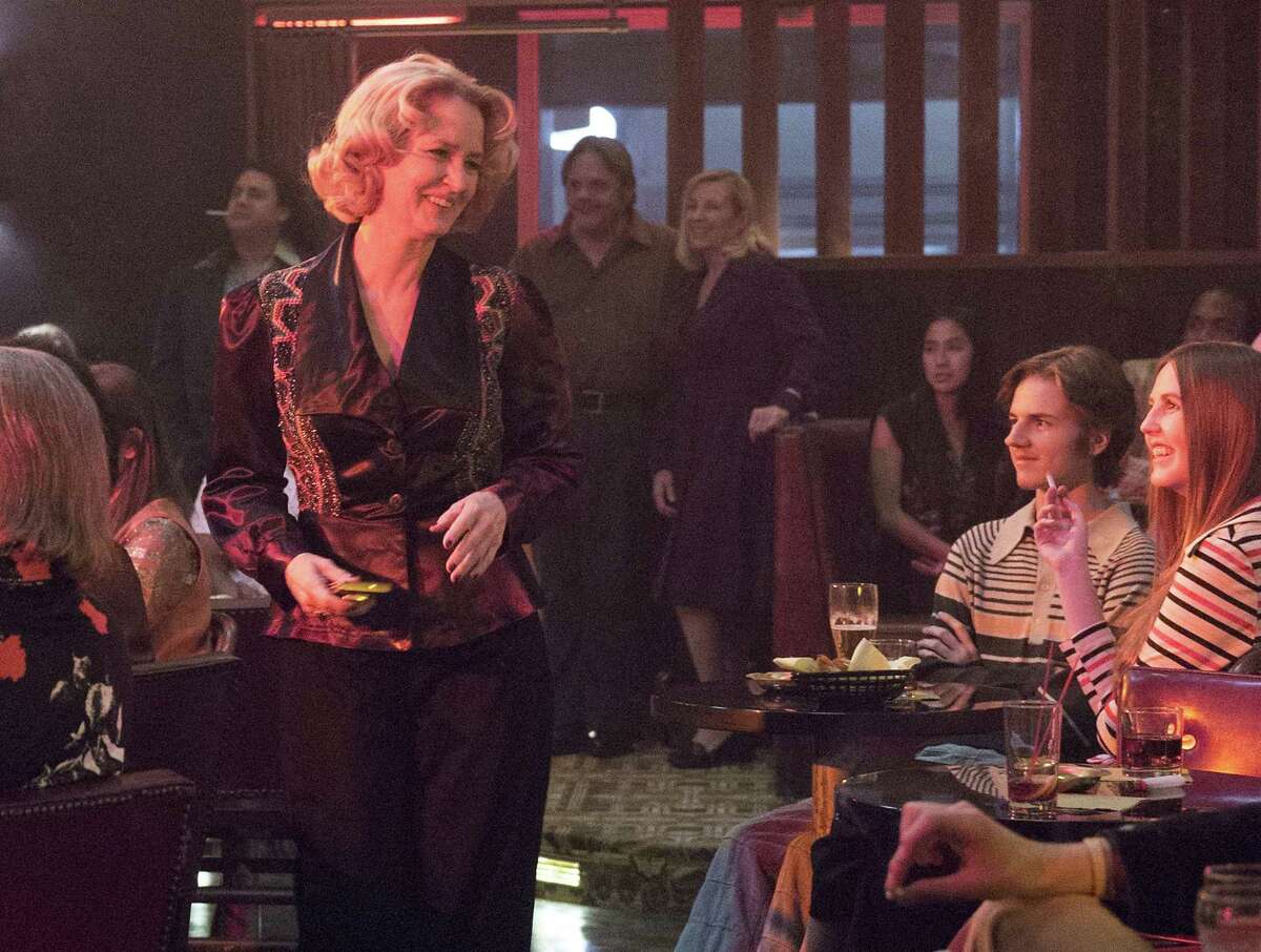 This image released by Showtime shows Melissa Leo as Goldie in the new series, "I'm Dying Up Here," about a circa-1970s L.A. comedy club. (Justina Mintz/Showtime via AP)