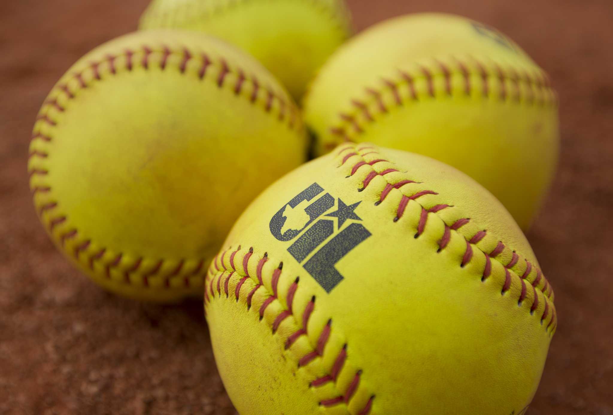 Barbers Hill pitcher Macie Bryant throws perfect game to win 5A-I state title
