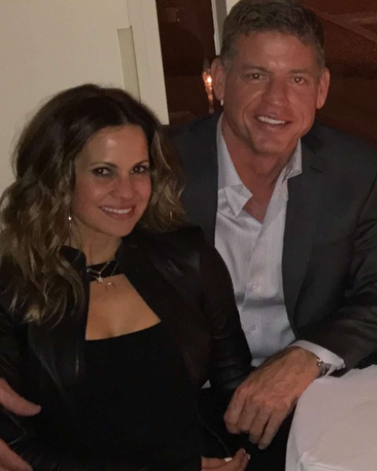 Hall of Fame quarterback Troy Aikman gets engaged