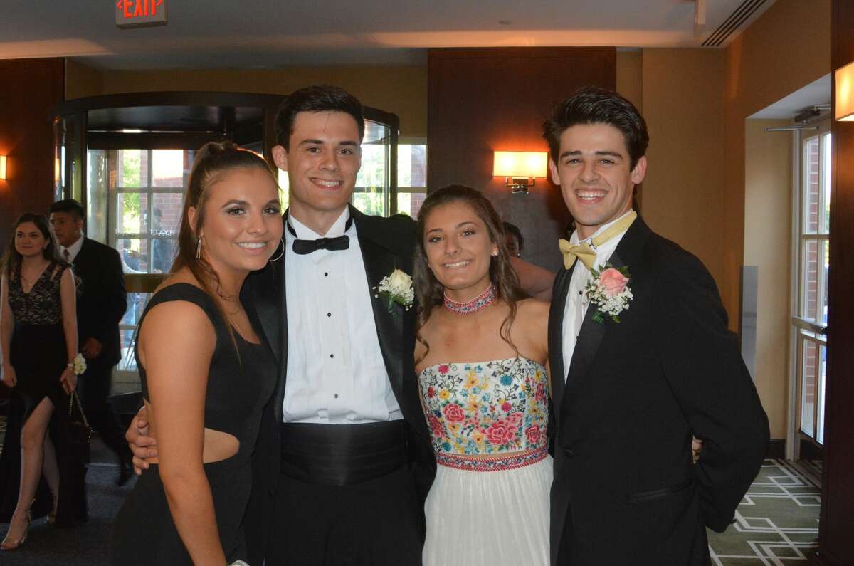 Southwestern Connecticut prom dress trends 2017