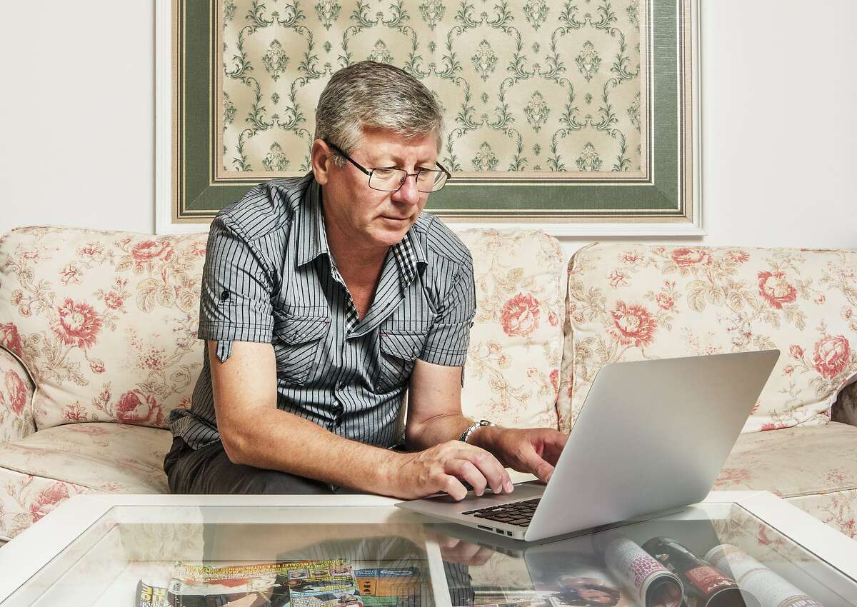 An older man doesn't want to take the steps to put his will in writing.