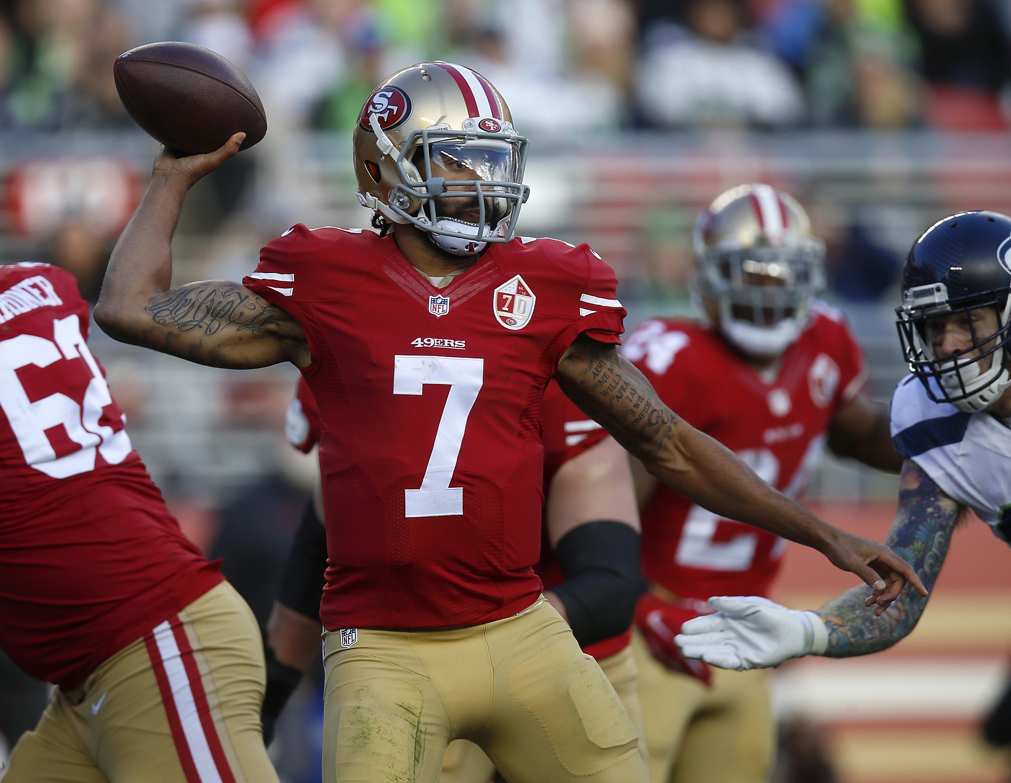 Seahawks host quarterbacks Colin Kaepernick, Austin Davis for