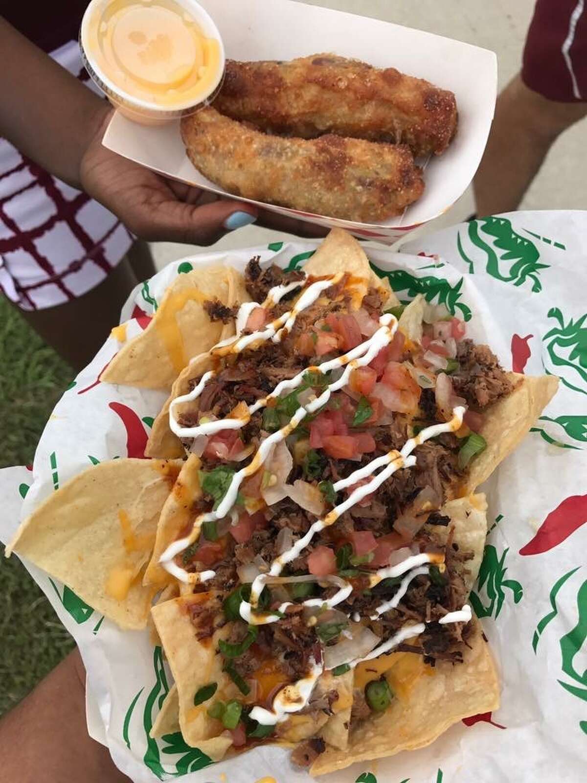 Nachocentric Nacho Nachos food truck opening brickandmortar in Pearland