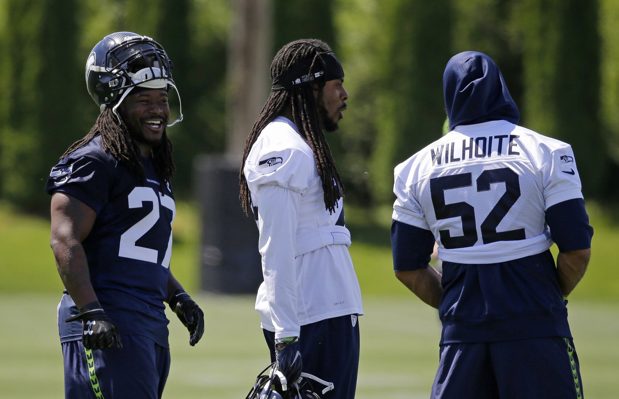 Seattle Seahawk Eddie Lacy's six-figure bonus tied to losing weight