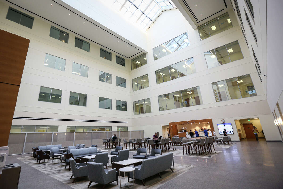 Warmth, wellness shine at Houston Methodist The Woodlands Hospital