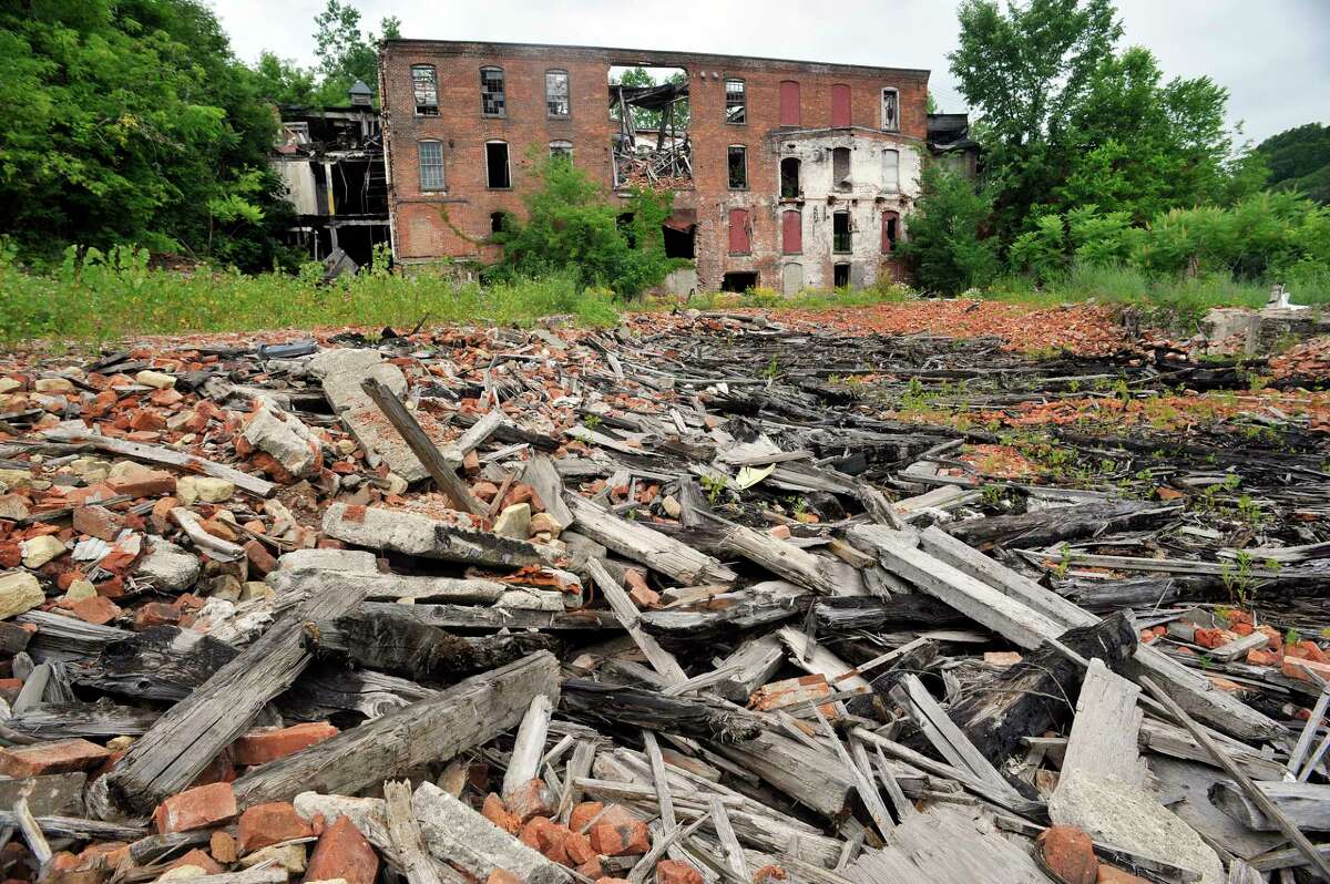 Valley Falls hires planning firm to prepare to transform old mill site