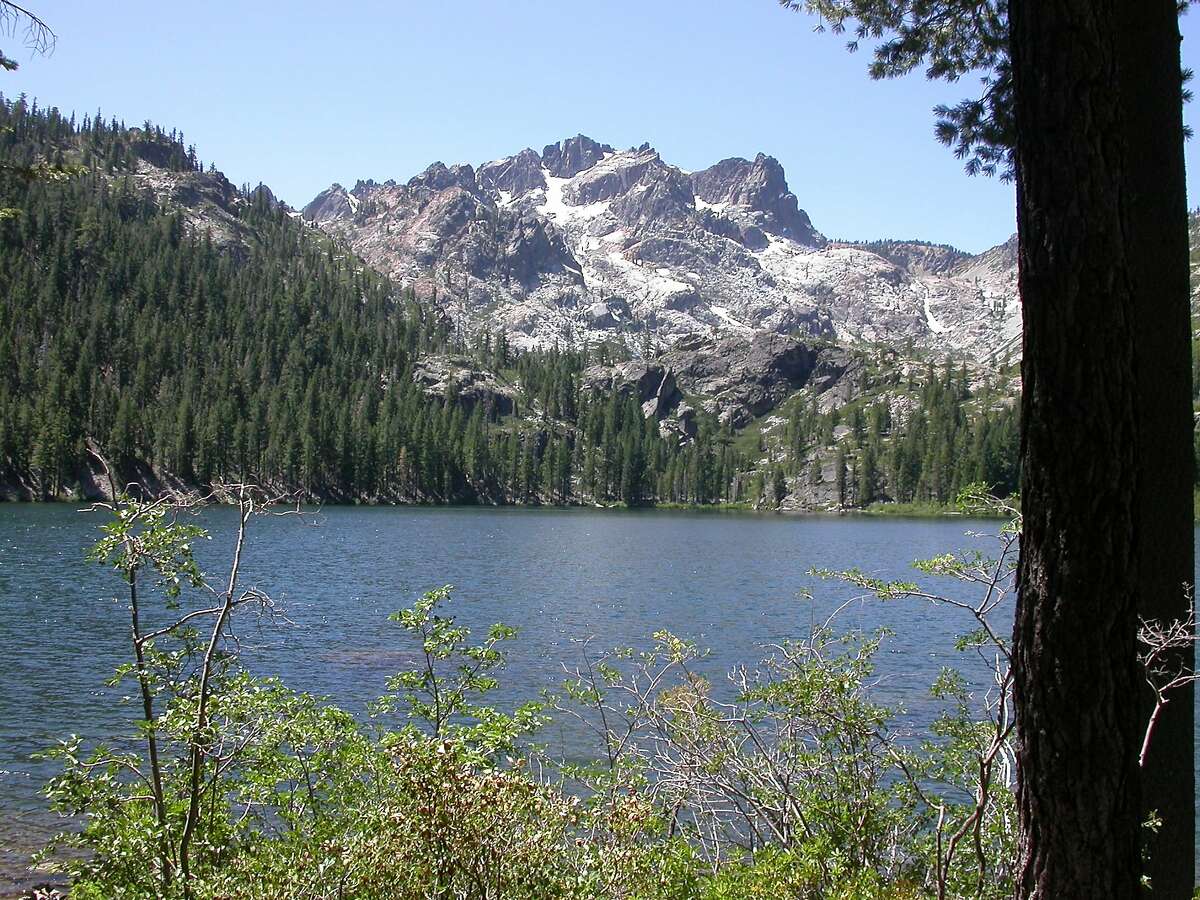 Lower Sardine Lake is nestled at the foot of the 8,587-foot Sierra Buttes.