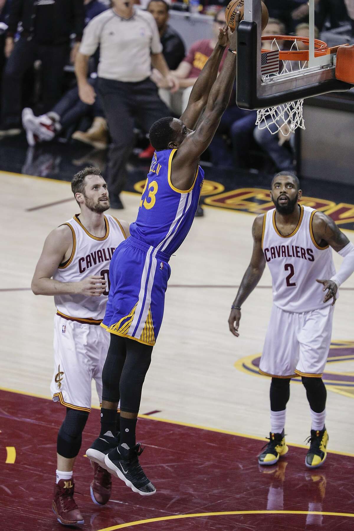 Draymond Green's mom gets in altercation with Cavalier fans