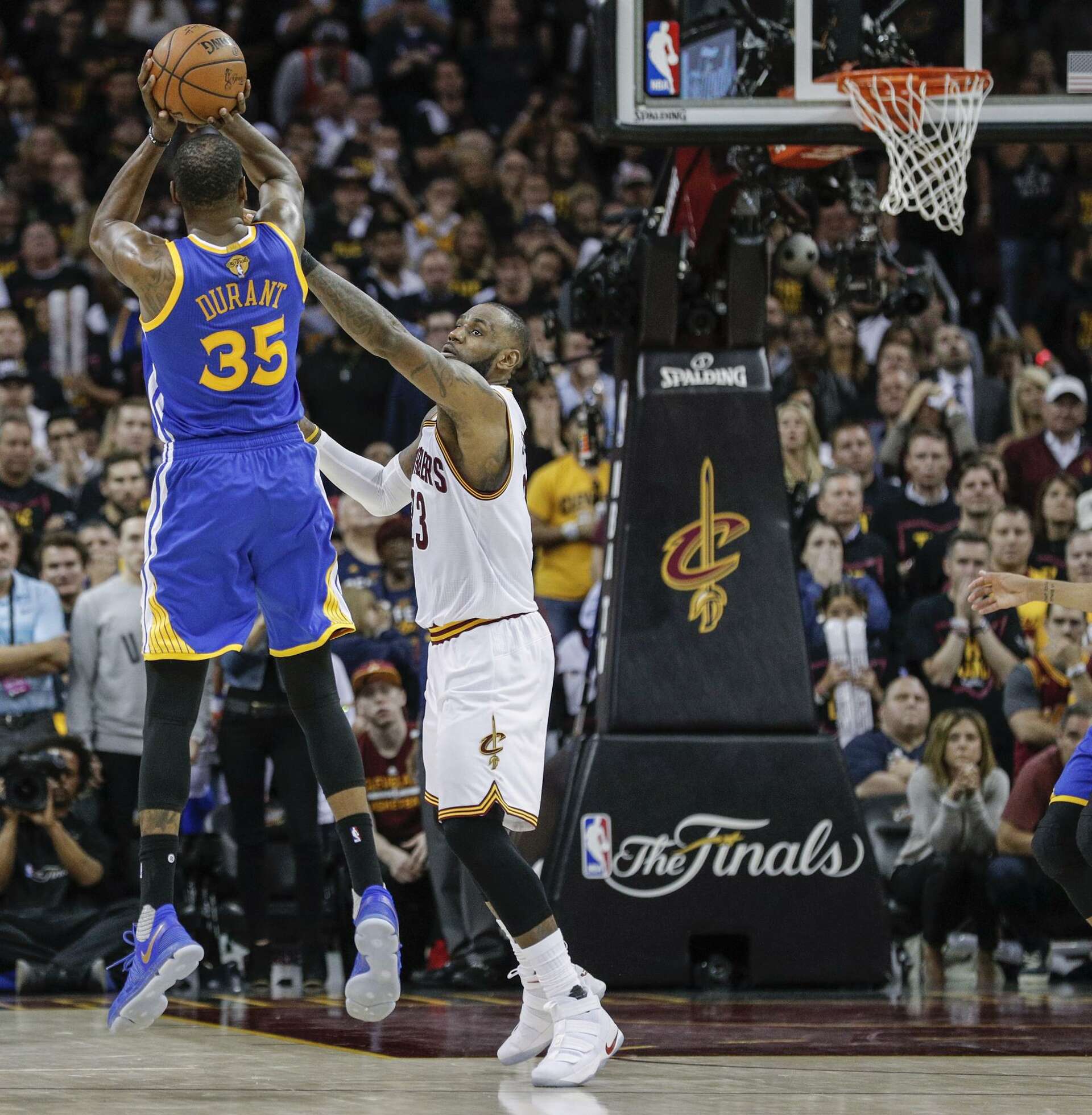 Kd vs lebron finals store