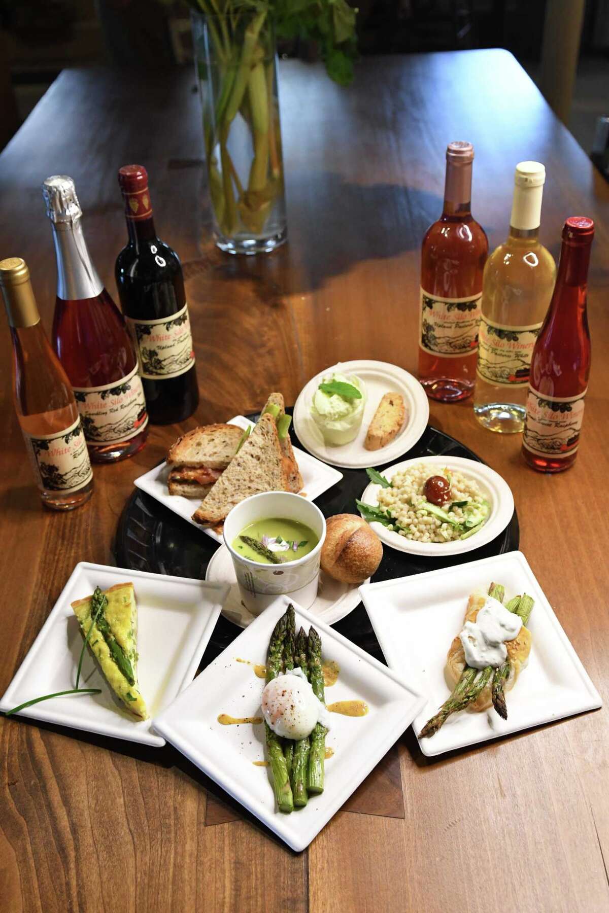White Silo Winery - pn2j4j3