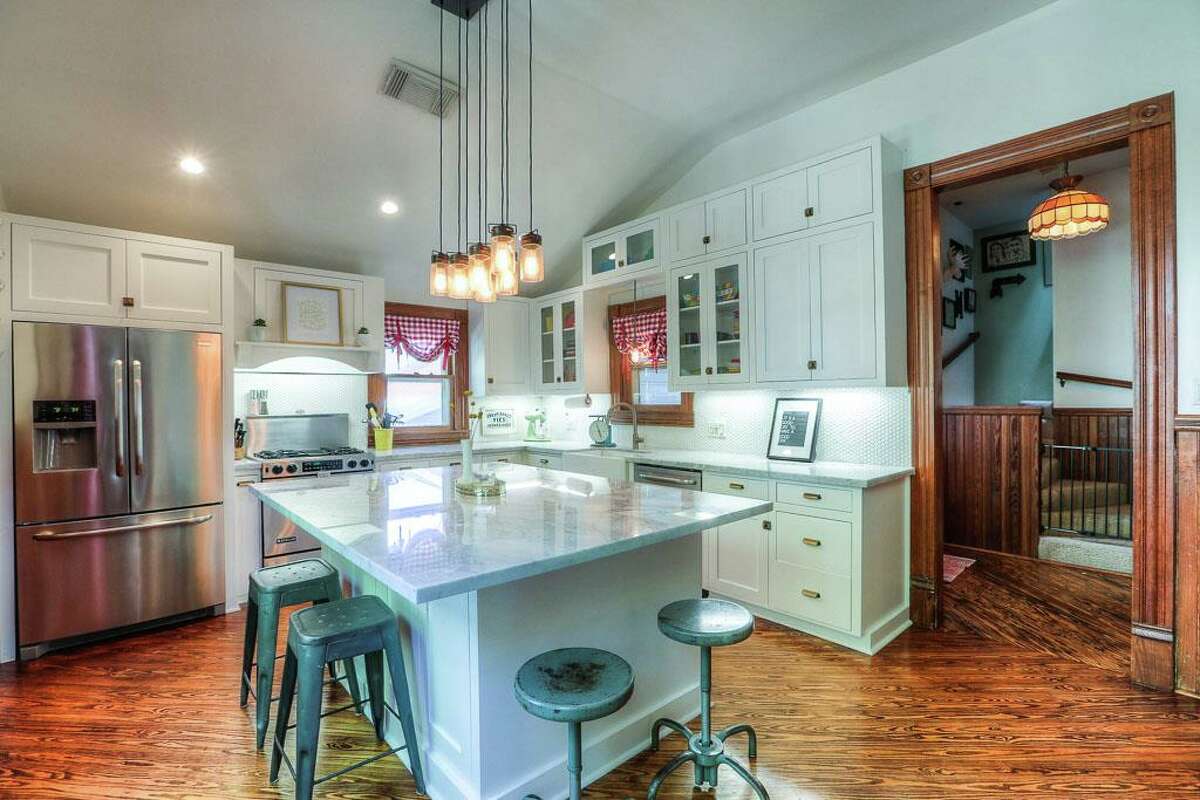 Turnofthecentury historic homes for sale in the Houston area