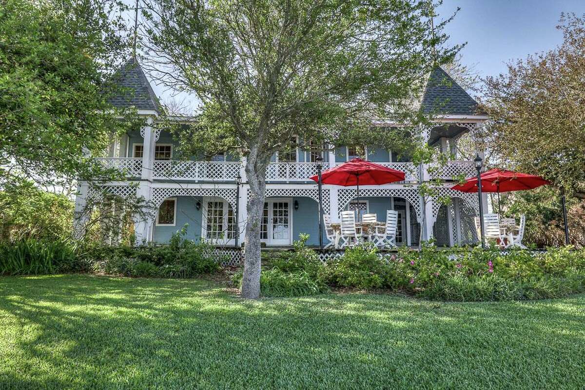 Turnofthecentury historic homes for sale in the Houston area