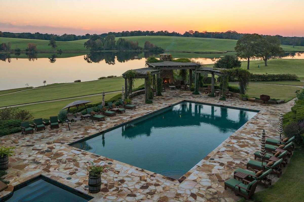 Kyle Bass' 2,400 acre Texas ranch sold for whopping 59.5 million