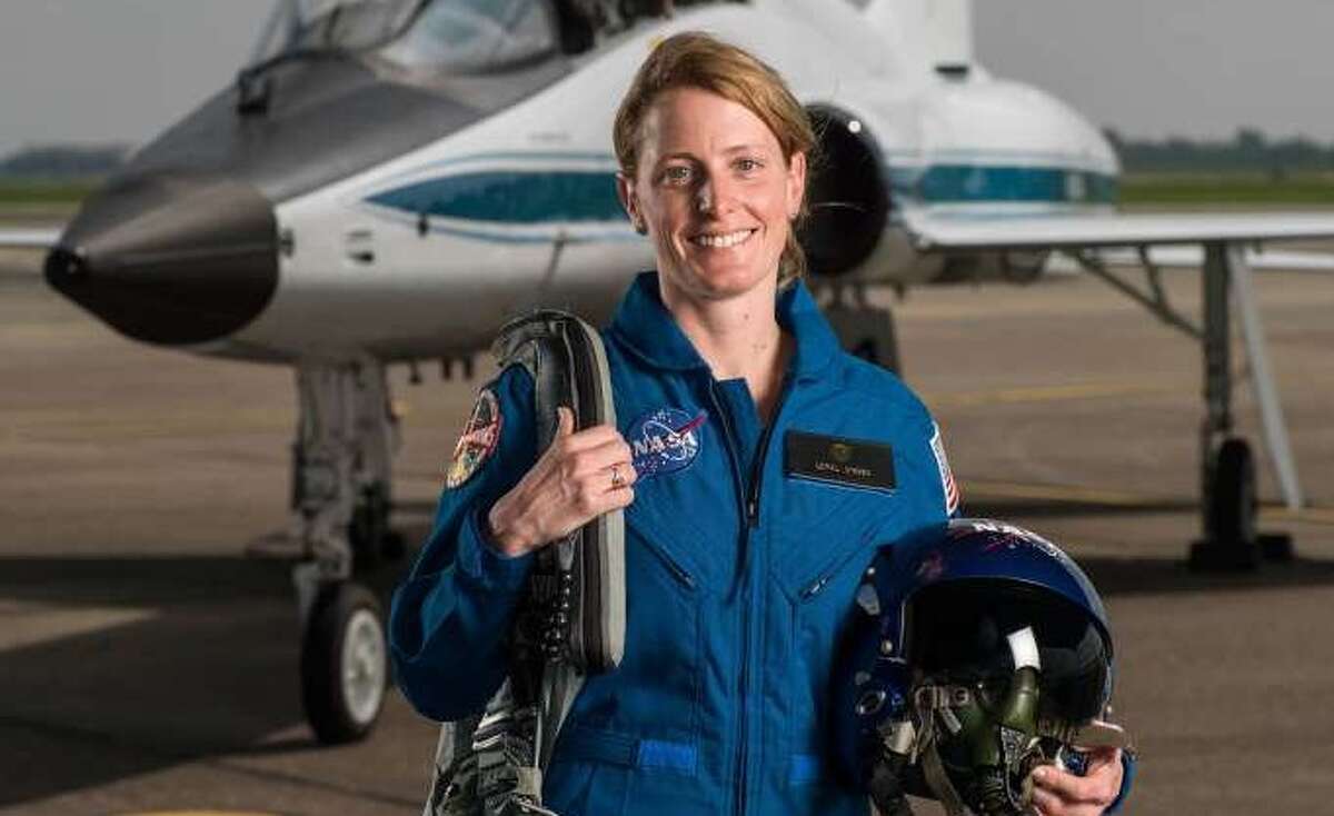 Astronaut says her interest in space sparked at Missouri City school