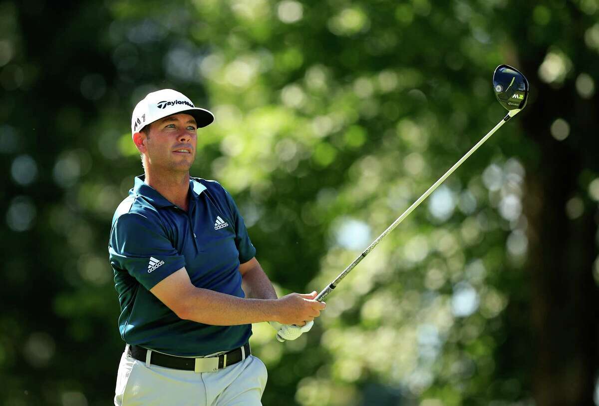 MEMPHIS, TN - JUNE 08: Chez Reavie plays his shot from the seventh tee during the first round of the FedEx St. Jude Classic at TPC Southwind on June 8, 2017 in Memphis, Tennessee. (Photo by Marianna Massey/Getty Images) ORG XMIT: 686975313