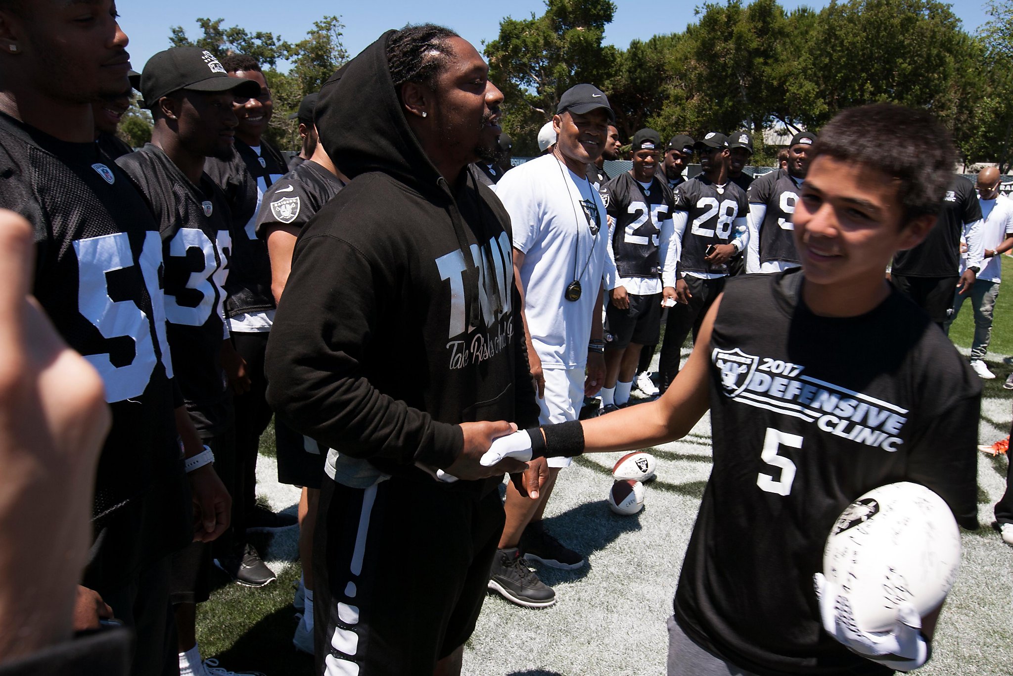 Marshawn Lynch has top selling NFL jersey, including entire west coast