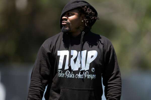 marshawn lynch hoodie