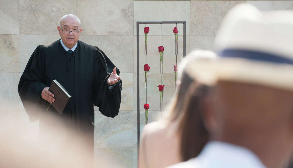 Galveston's iconic Hotel Galvez hosts 6th annual vow renewal ceremony