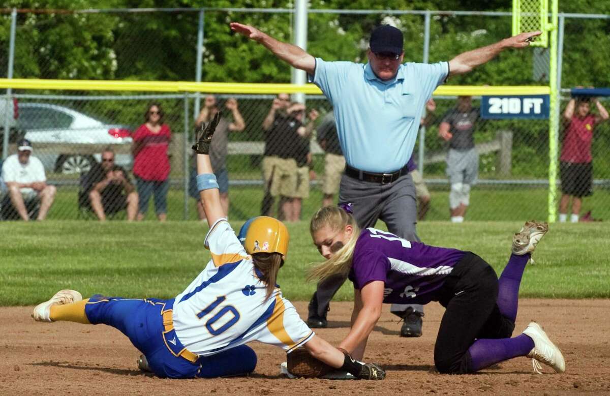 Seymour wins third Class M softball title in four years