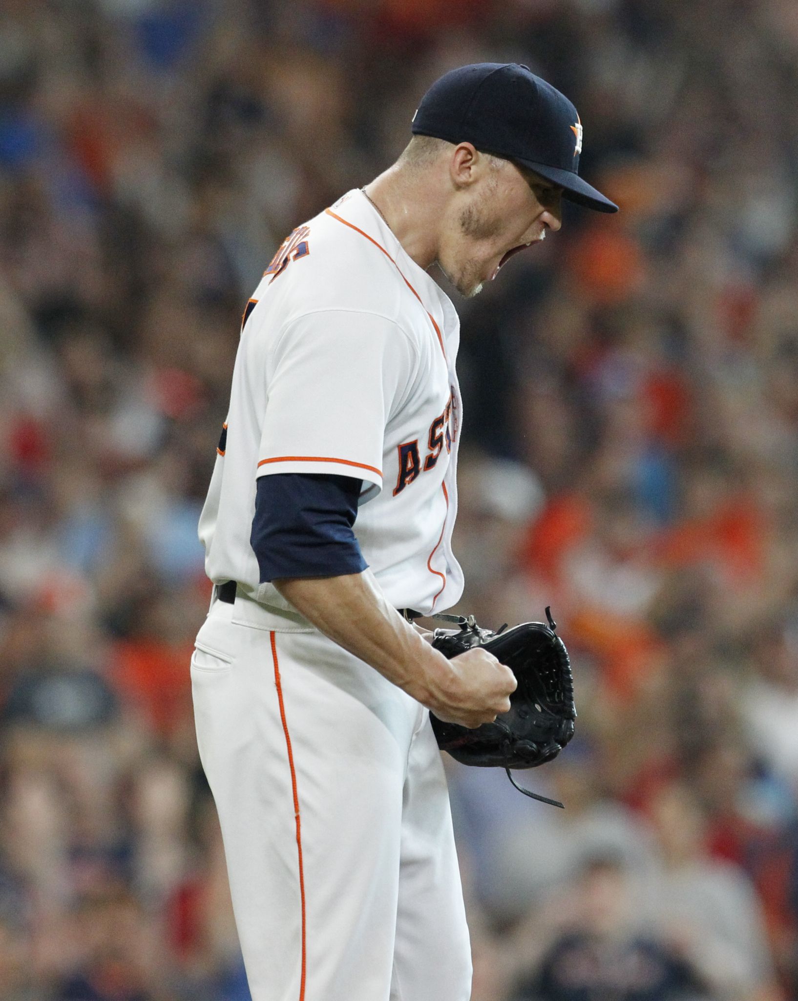 Astros' Josh Reddick screams 'f—k' after popup against Dodgers