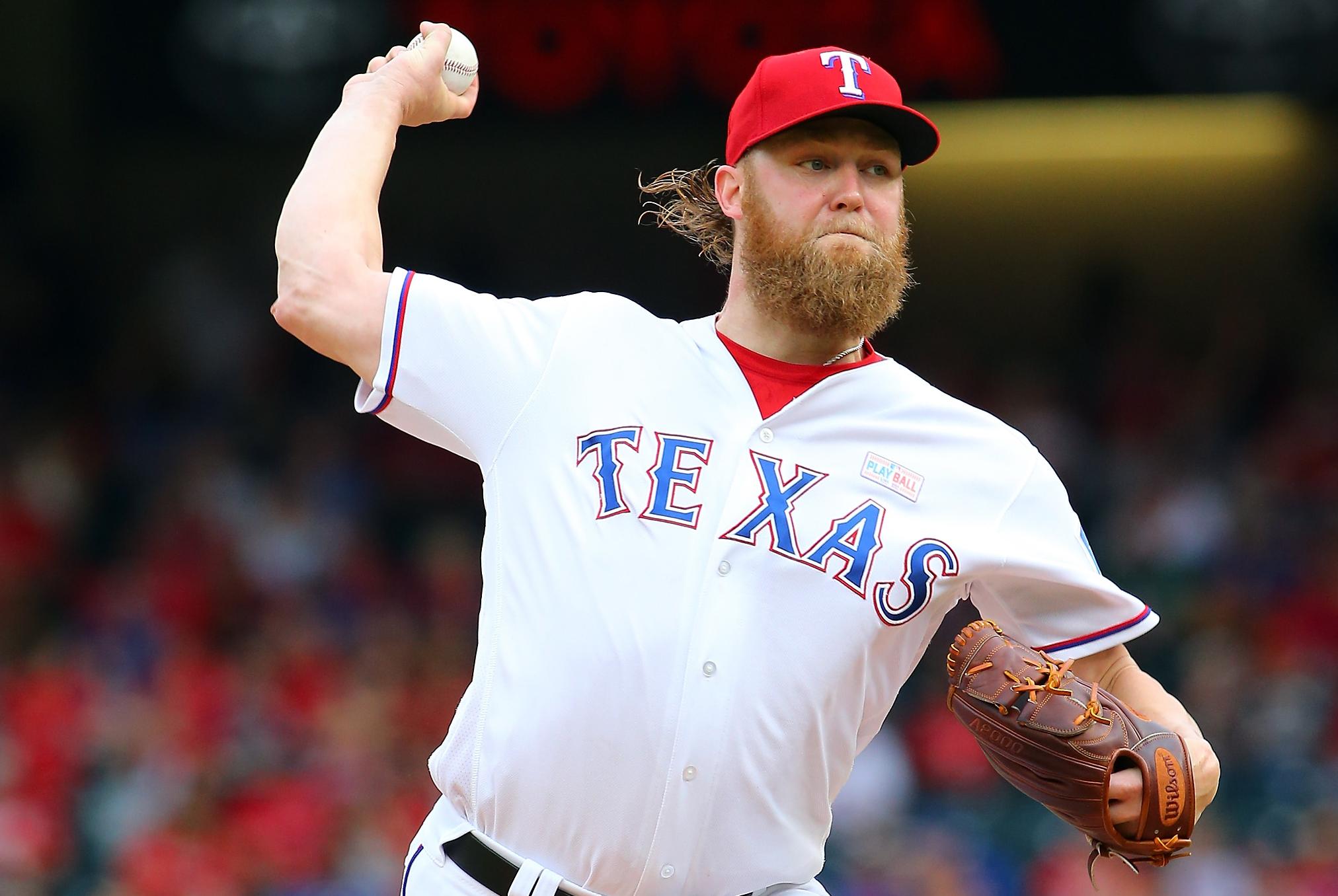 Red Sox add starting pitcher Andrew Cashner in trade with division
