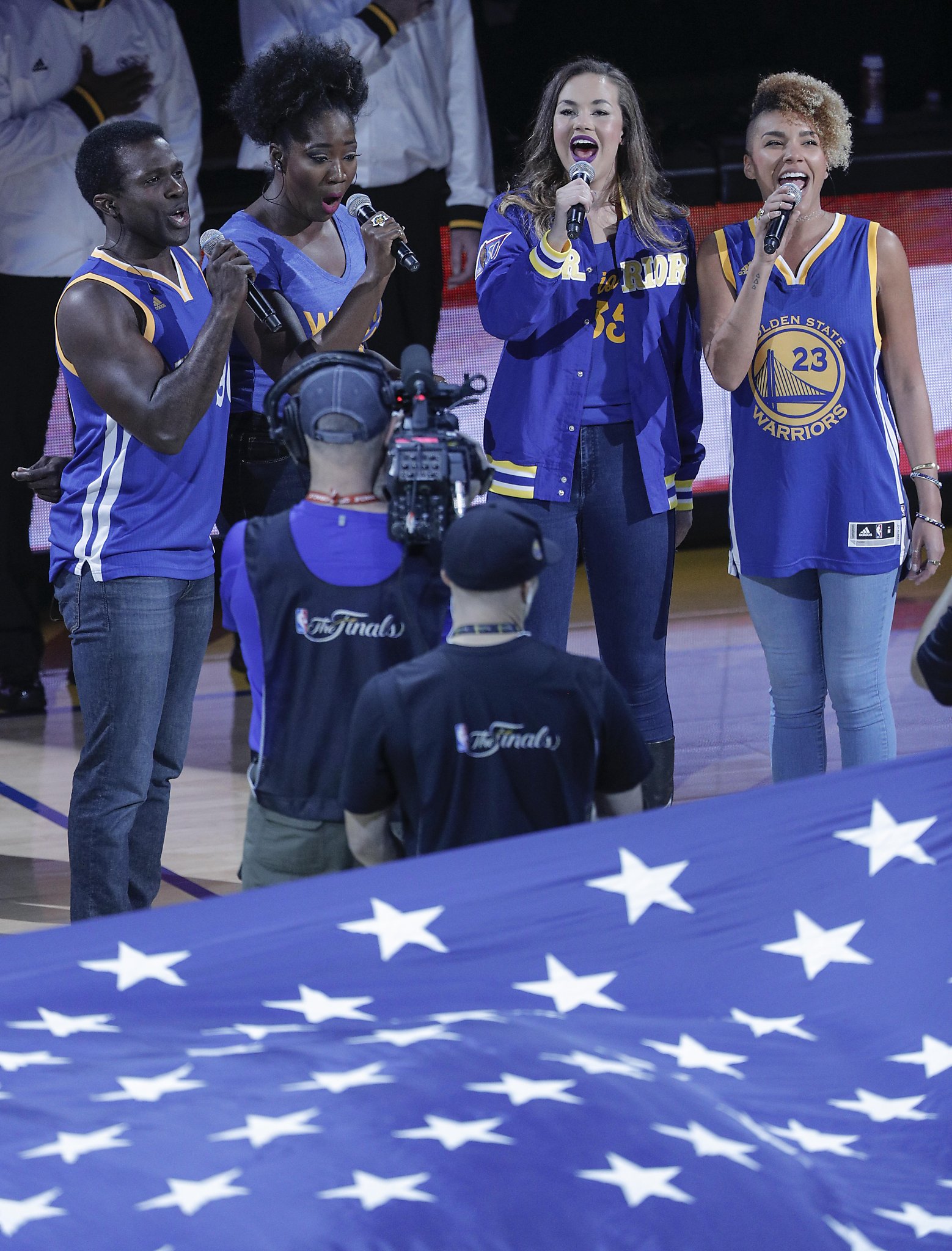 Watch SF 'Hamilton' cast members sing national anthem at Game 5