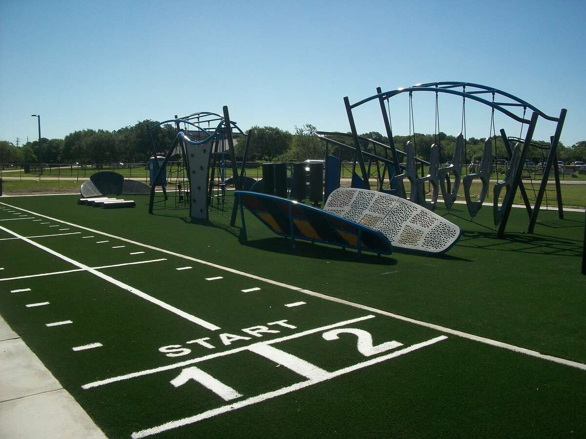 Pearland area gets first NFL style Challenge Course in Texas