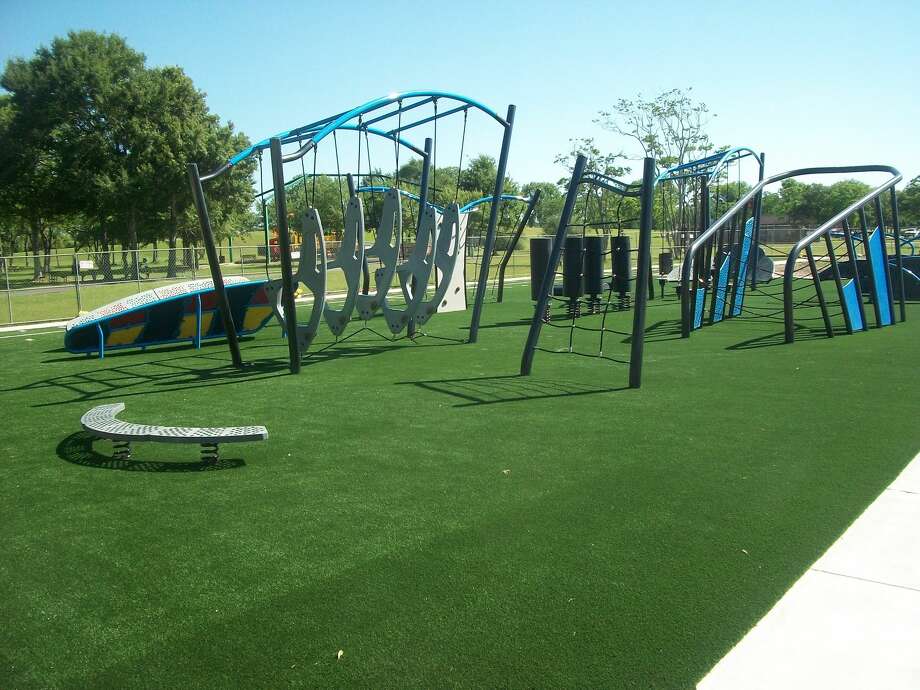 Pearland area gets first NFL style Challenge Course in Texas Houston