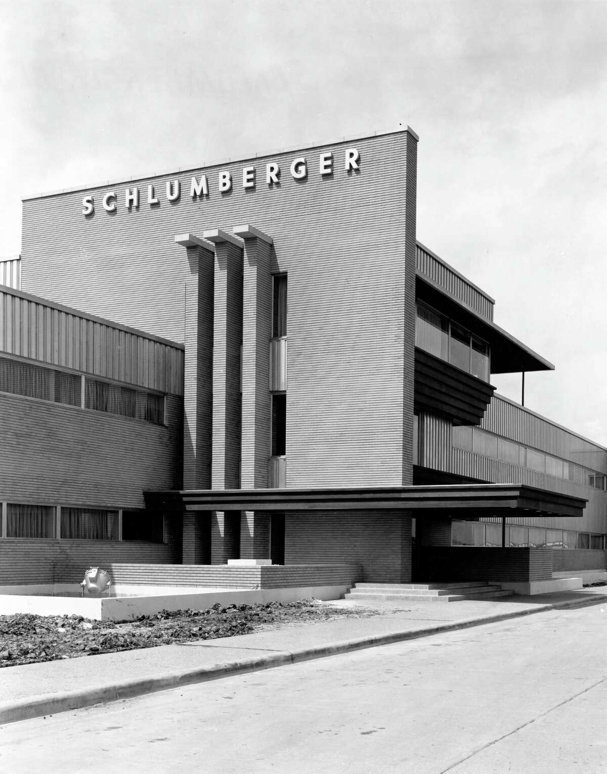 Schlumberger Completes 6,000,000 Oil Exploration Plant Here